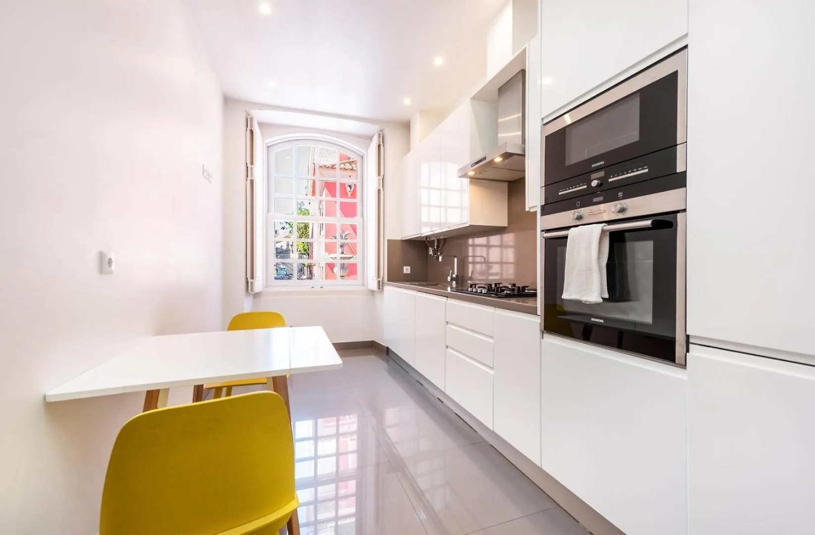 Apartament Guestready - Newly Renovated Chiado Haven Lizbona