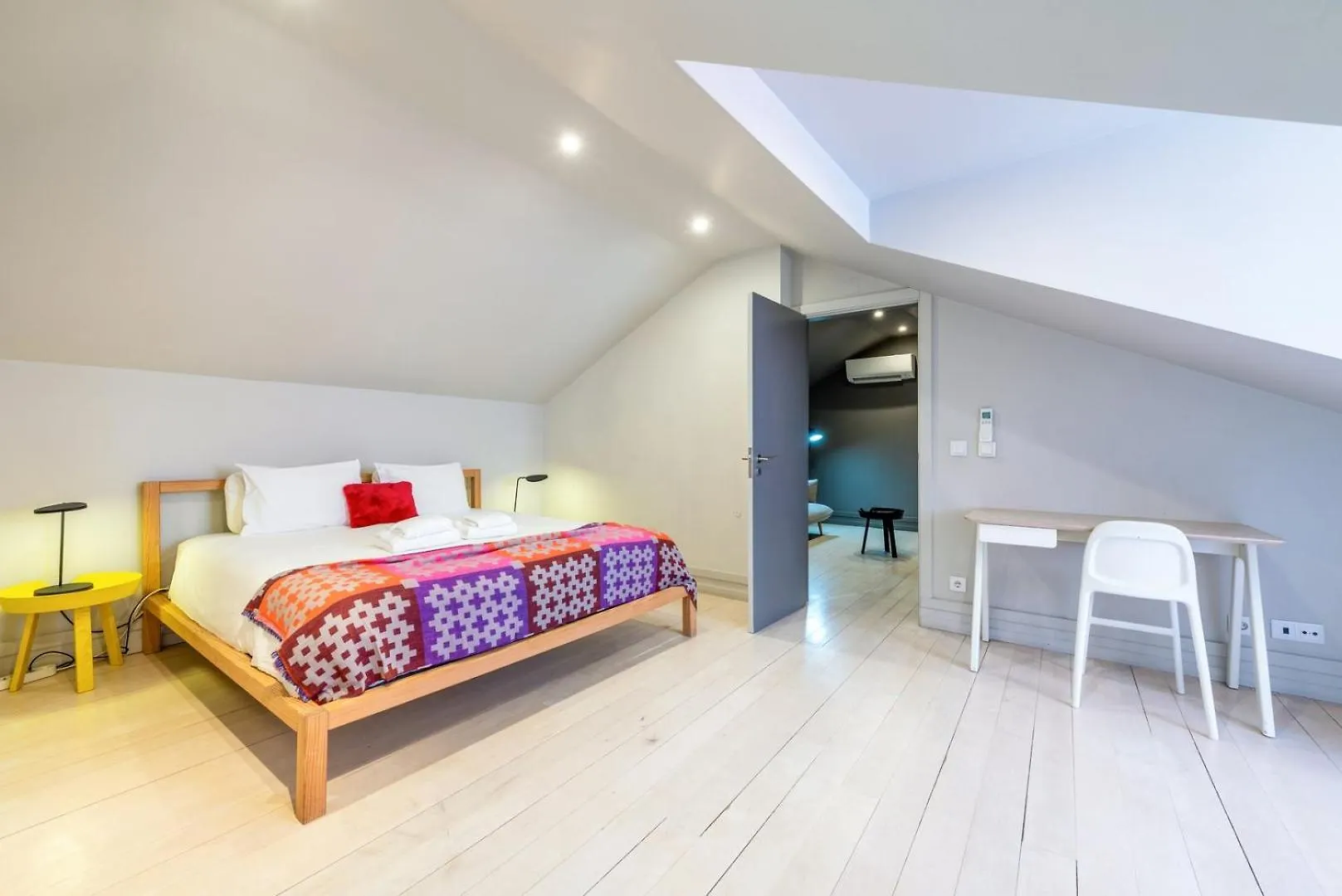Apartament Guestready - Newly Renovated Chiado Haven Lizbona Portugalia
