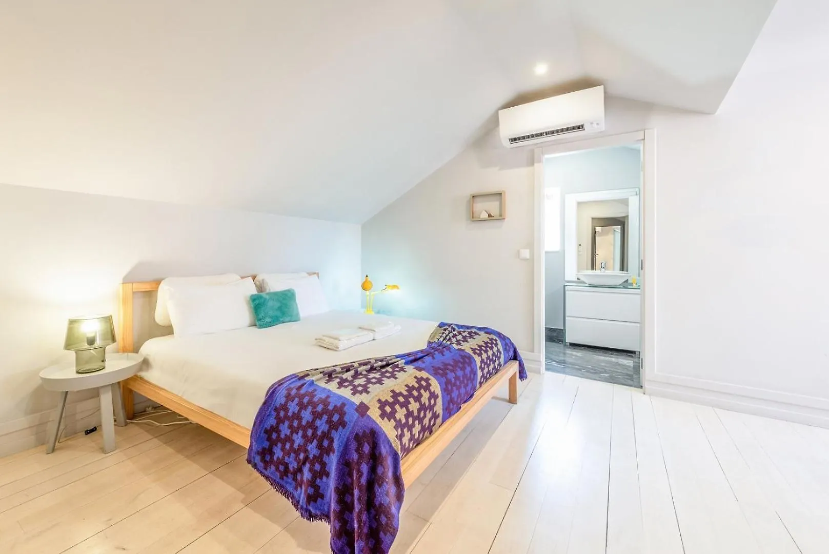 Apartament Guestready - Newly Renovated Chiado Haven Lizbona